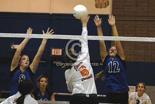 NHS vs Roosevelt Mustangs 9 23 2010