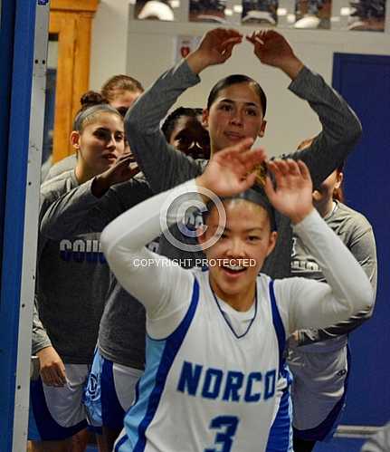 NHS vs Riverside ML King Wolves -- 1 12 2018
