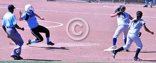NHS Cougars vs Riverside's North Huskies